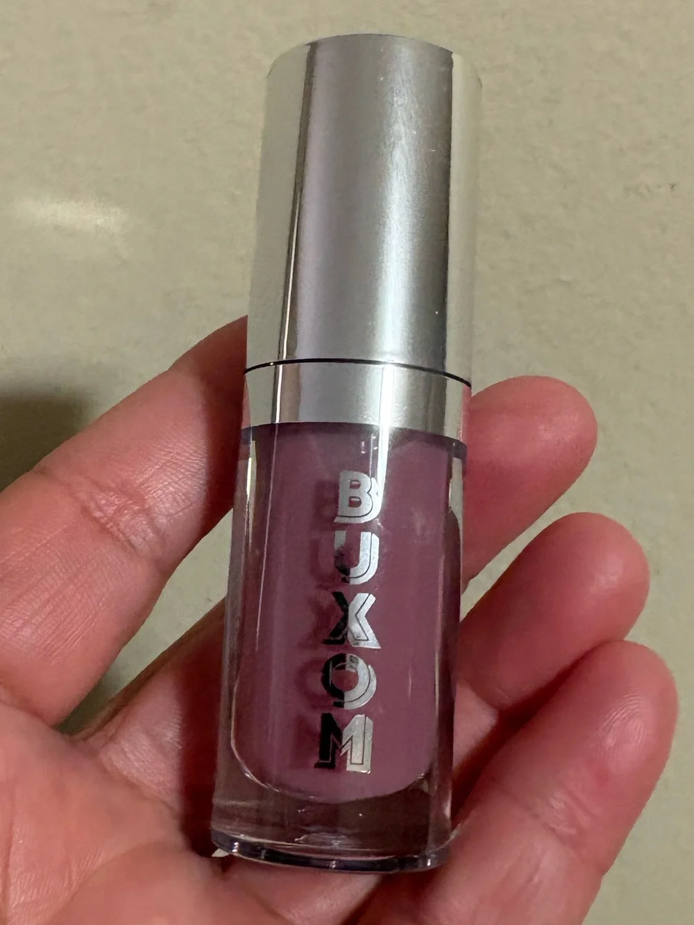 Buxom Full-On Plumping Lip Oil - DOLLY Brand New Never Used.
